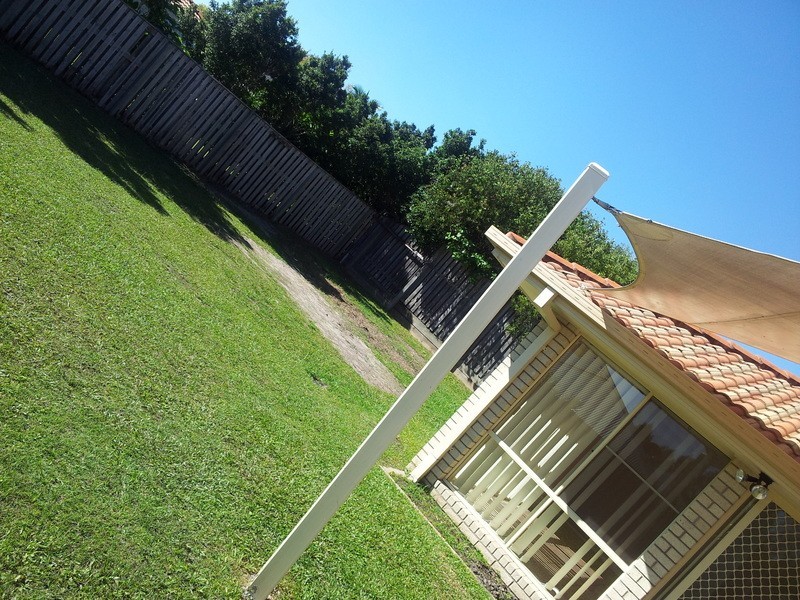 4 Lancewood Circuit, Robina QLD 4226