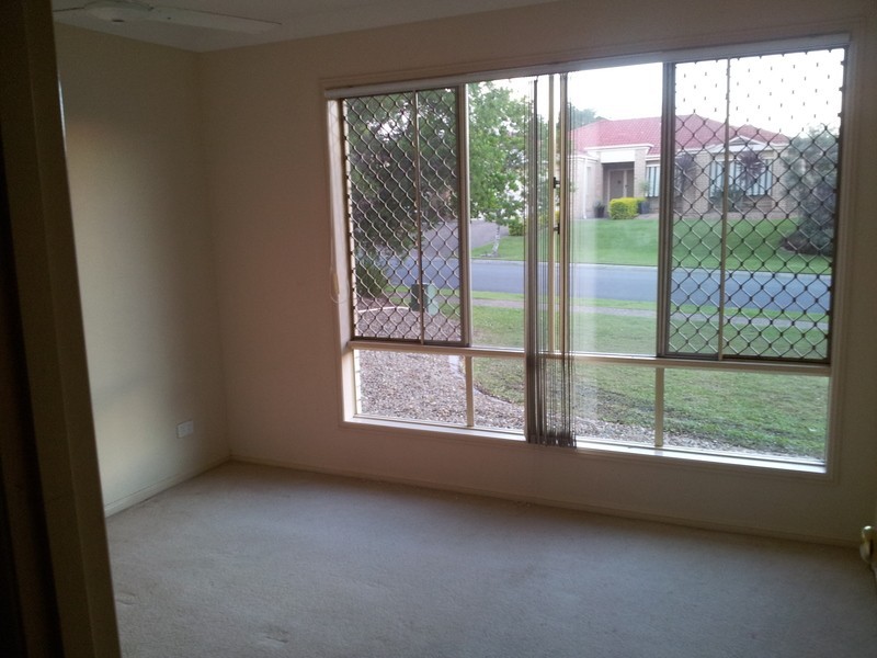 4 Lancewood Circuit, Robina QLD 4226