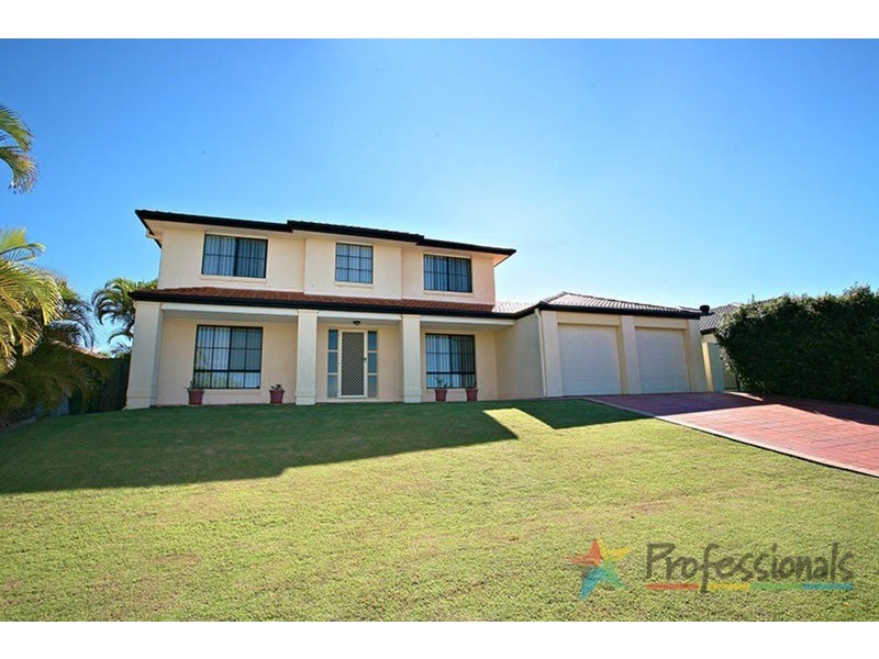 8 Robinia Court, Robina QLD 4226