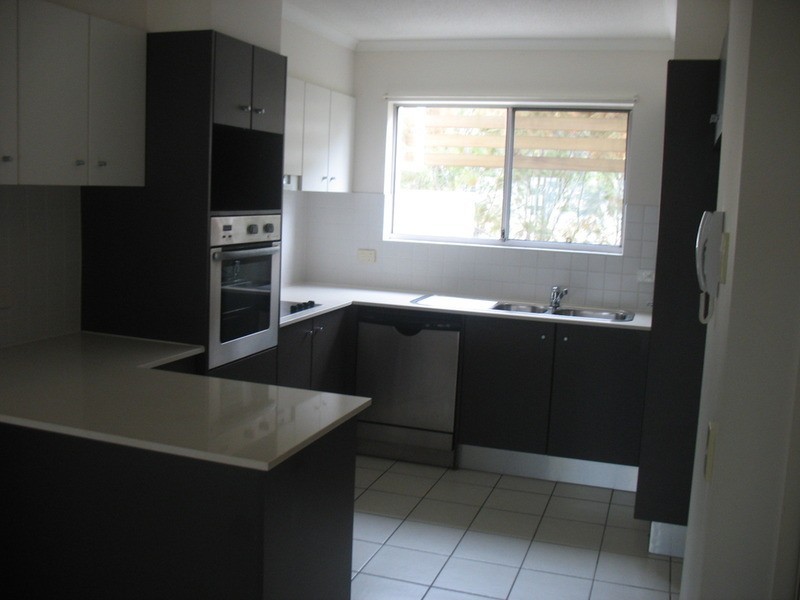 1 Riverwalk Avenue, Robina QLD 4226