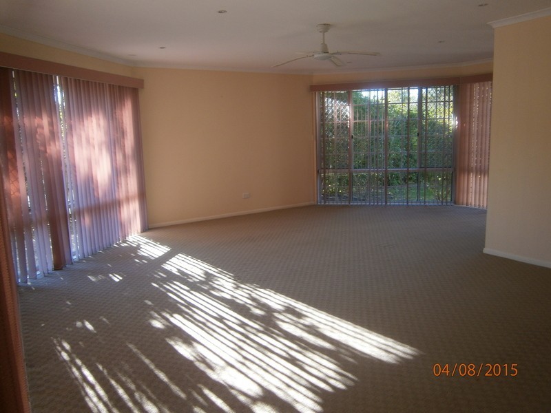 1 Nypa Close, Robina QLD 4226