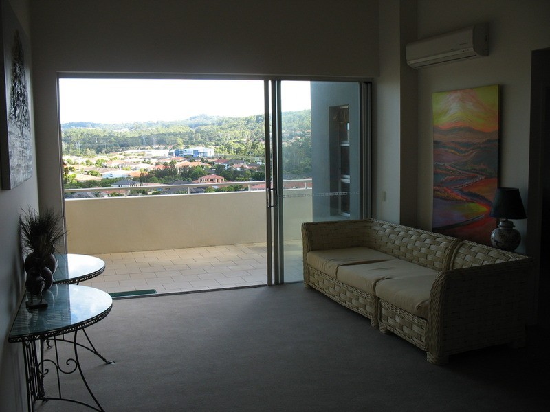 16/510 Christine Avenue, Robina QLD 4226