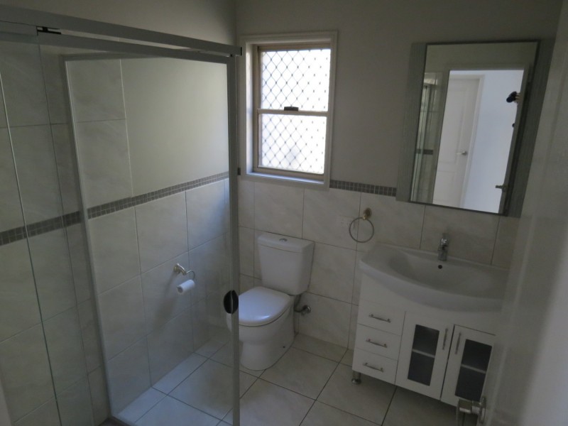 13 Port Peyra Crescent, Varsity Lakes QLD 4227