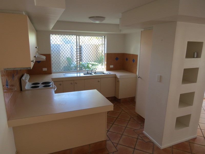 1/118 Cottesloe Drive, Robina QLD 4226
