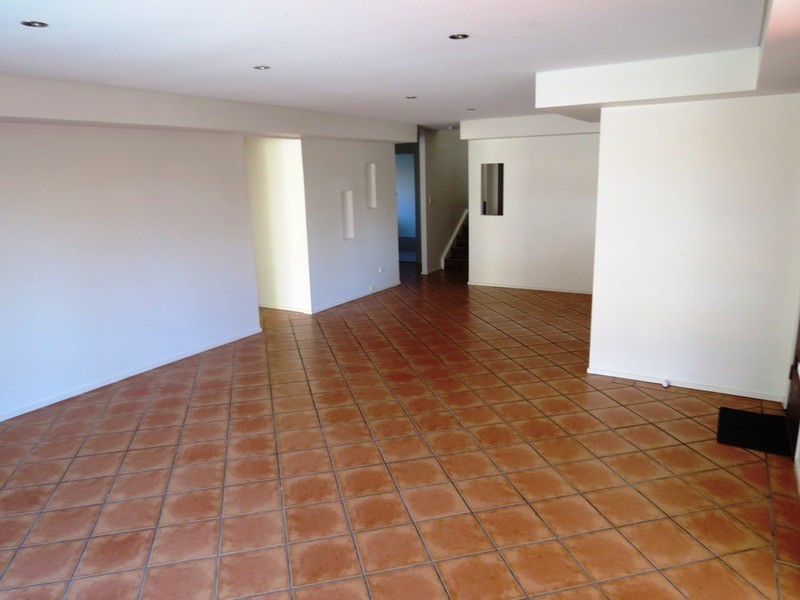 1/118 Cottesloe Drive, Robina QLD 4226