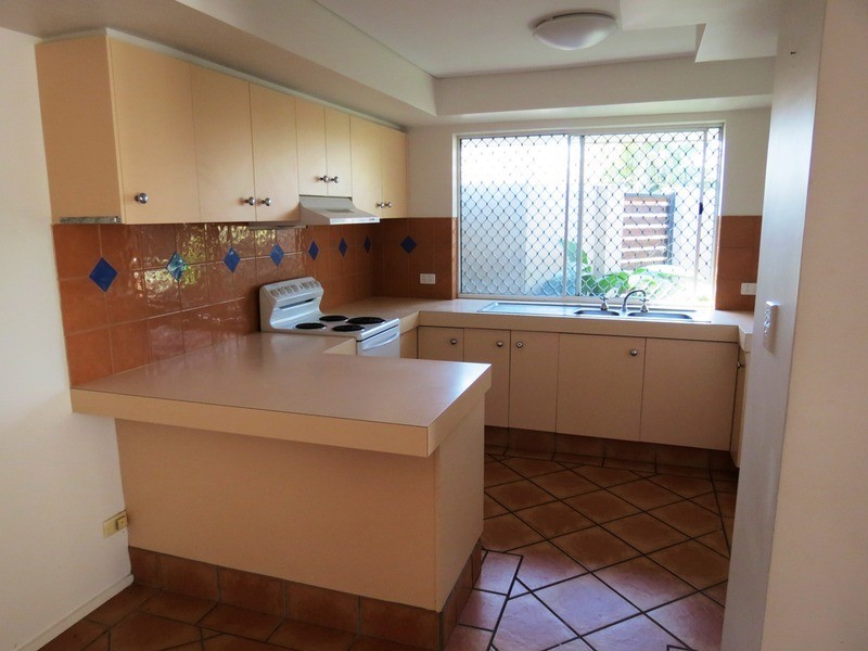1/118 Cottesloe Drive, Robina QLD 4226