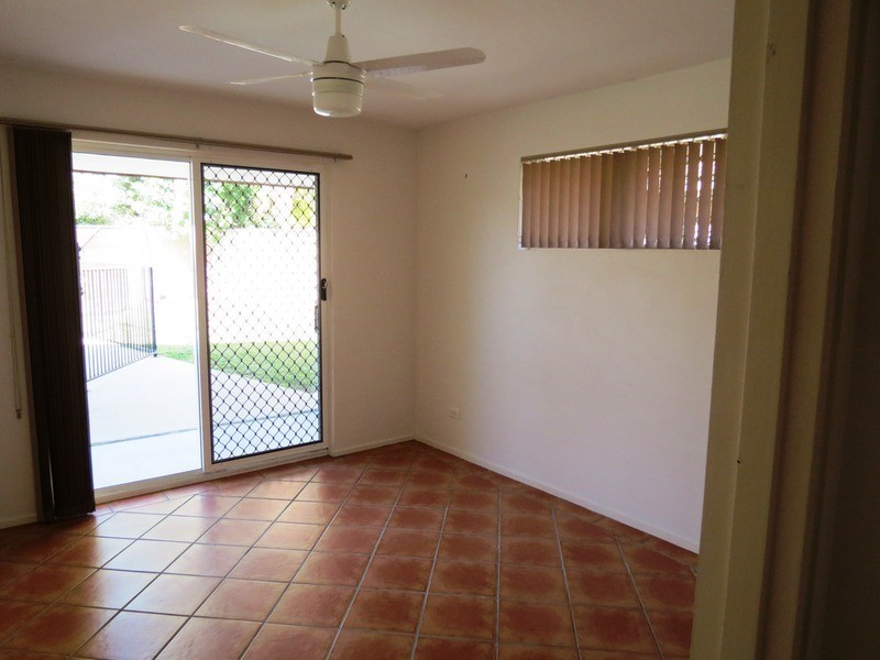 1/118 Cottesloe Drive, Robina QLD 4226