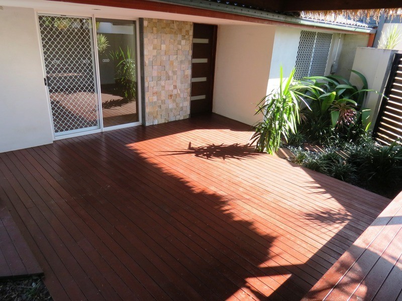 1/118 Cottesloe Drive, Robina QLD 4226