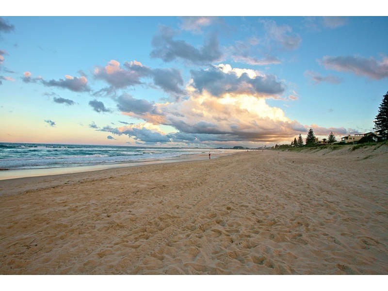 4/38 Sunbrite  Avenue, Mermaid Beach QLD 4218