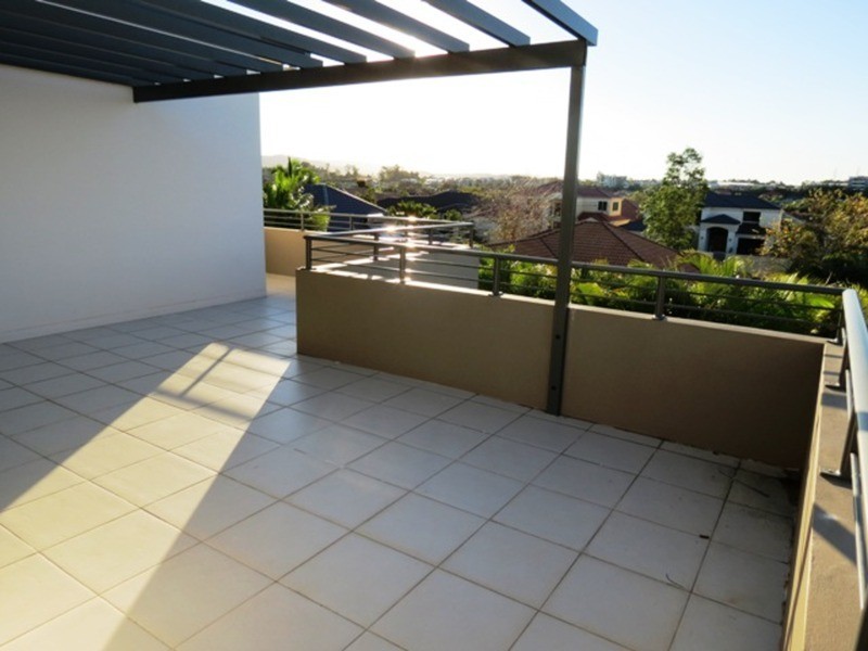 22/1 Acacia Court, Robina QLD 4226