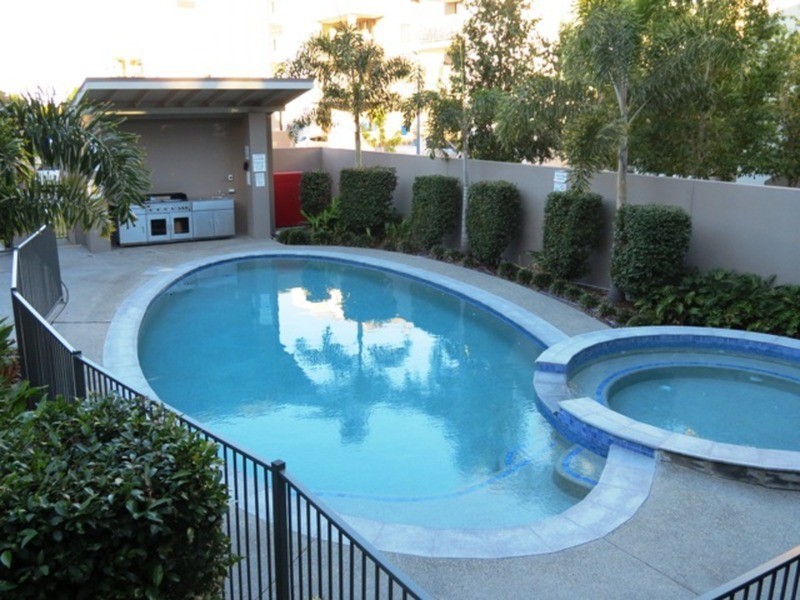 22/1 Acacia Court, Robina QLD 4226