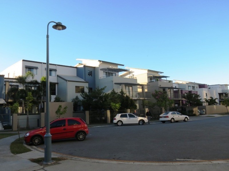 22/1 Acacia Court, Robina QLD 4226