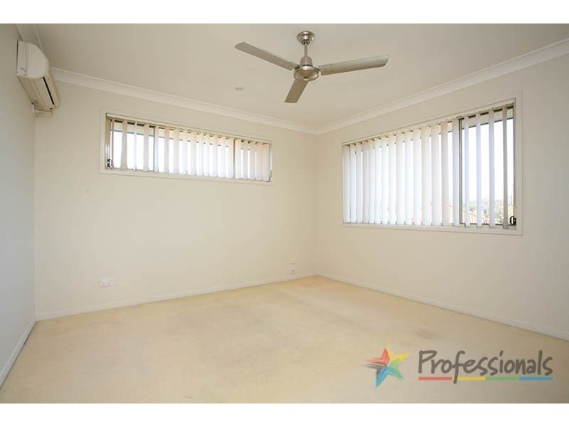 8 Parlour Place, Robina QLD 4226