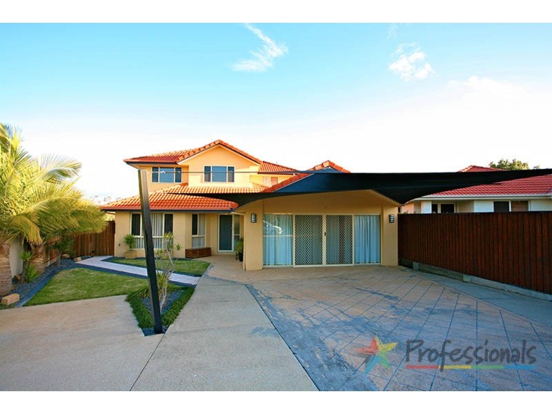 8 Parlour Place, Robina QLD 4226