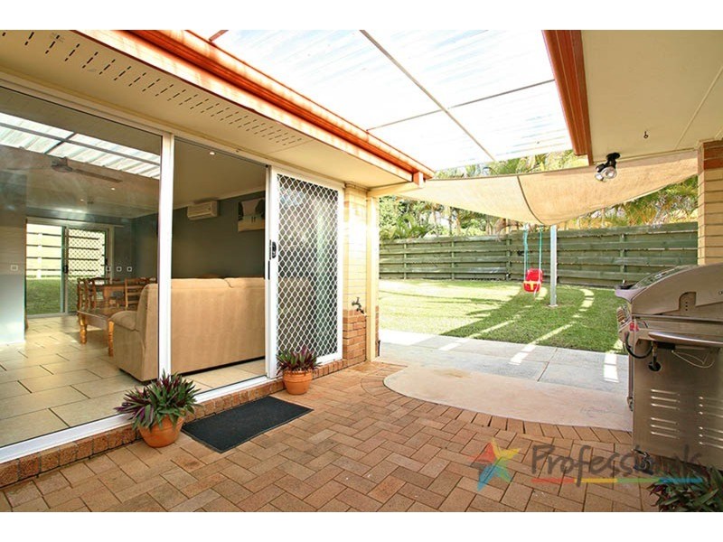 15/5 Greenlands Drive, Varsity Lakes QLD 4227