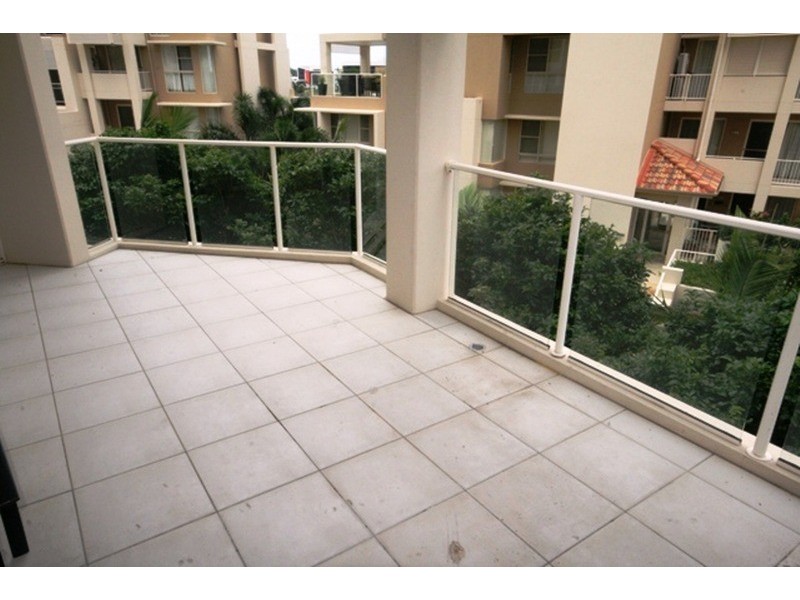 64/251 Varsity Lakes Avenue, Varsity Lakes QLD 4227