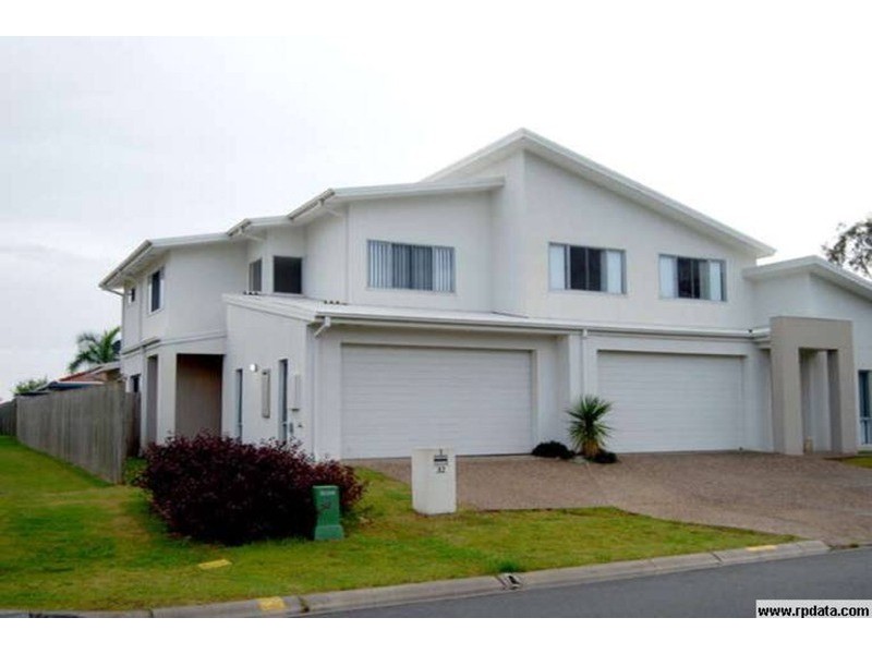 1/32 Marks Drive, Varsity Lakes QLD 4227