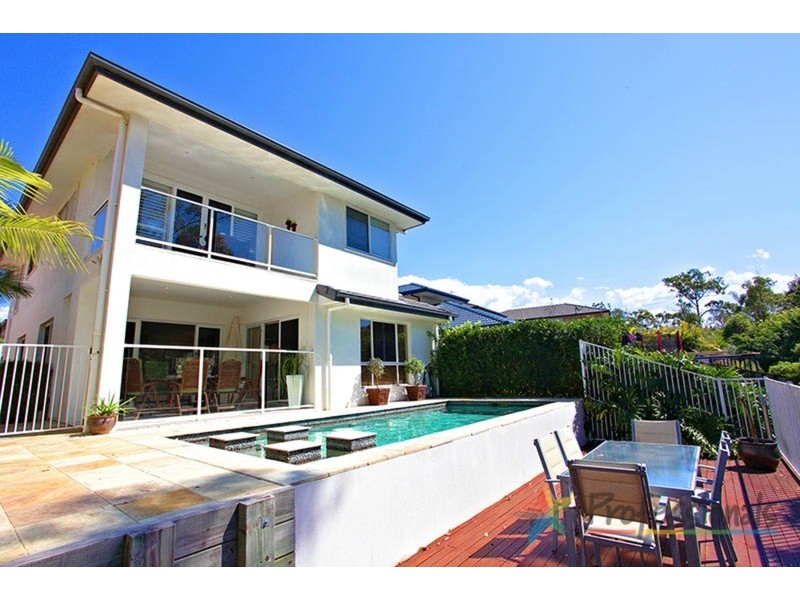 5 Royal Links Drive, Robina QLD 4226