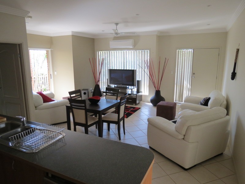 1/31 Majorca  Crescent, Varsity Lakes QLD 4227