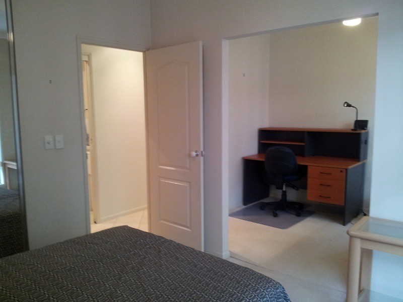 1/31 Majorca  Crescent, Varsity Lakes QLD 4227