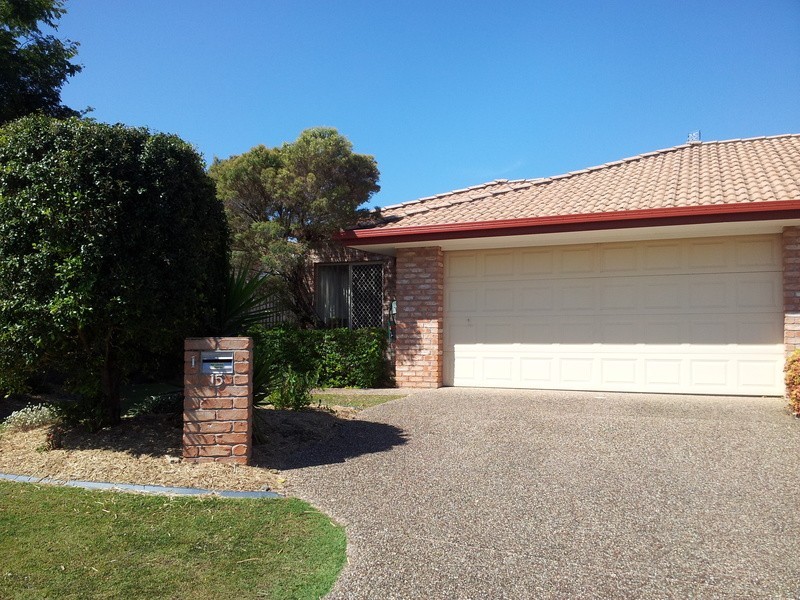 1/15 Peppertree Circuit, Robina QLD 4226