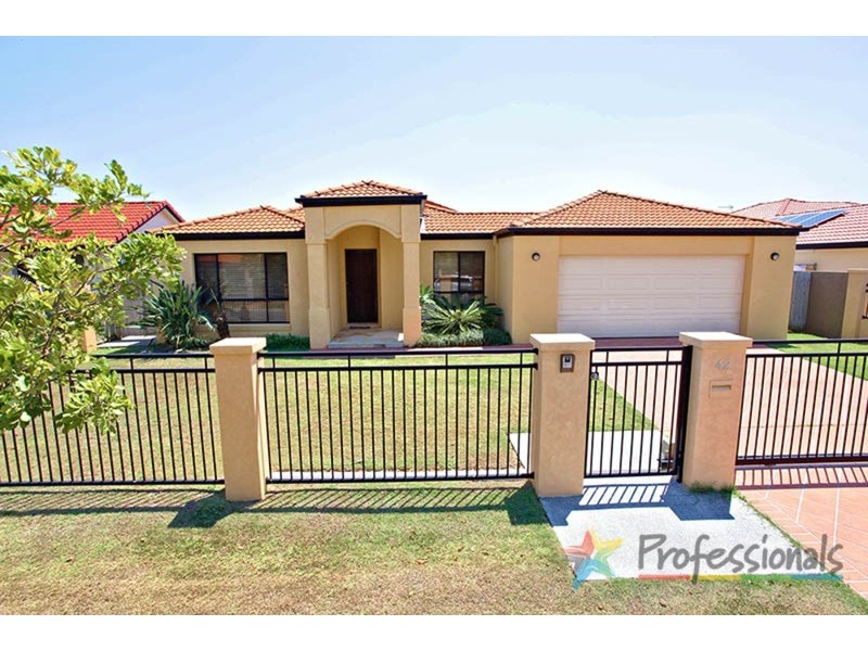 42 Shoalwater Court, Burleigh Waters QLD 4220