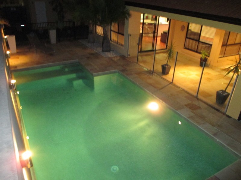 42 Shoalwater Court, Burleigh Waters QLD 4220