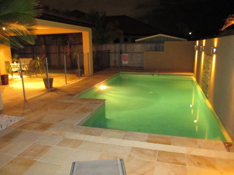 42 Shoalwater Court, Burleigh Waters QLD 4220