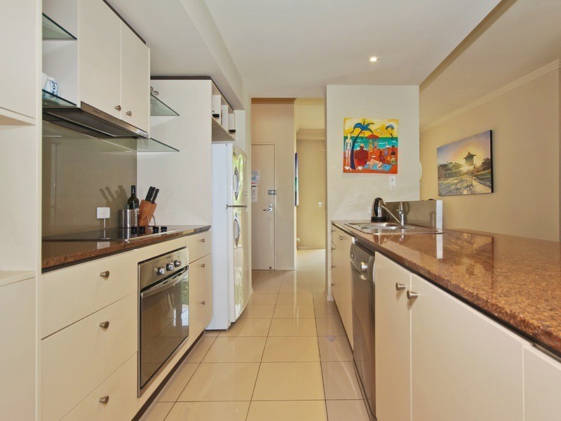 251 Varsity Parade, Varsity Lakes QLD 4227