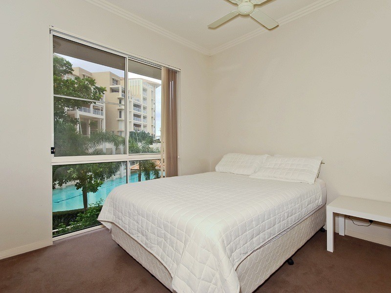 251 Varsity Parade, Varsity Lakes QLD 4227