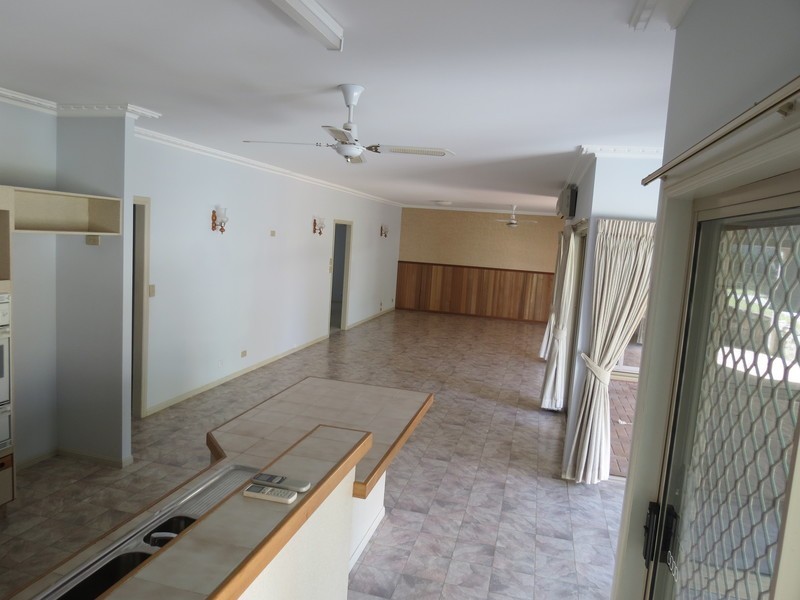 27 Moorabbin Place, Robina QLD 4226