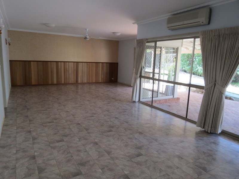 27 Moorabbin Place, Robina QLD 4226