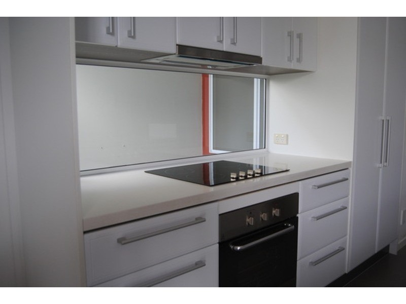 2/1 Cape Martin Lane, Varsity Lakes QLD 4227