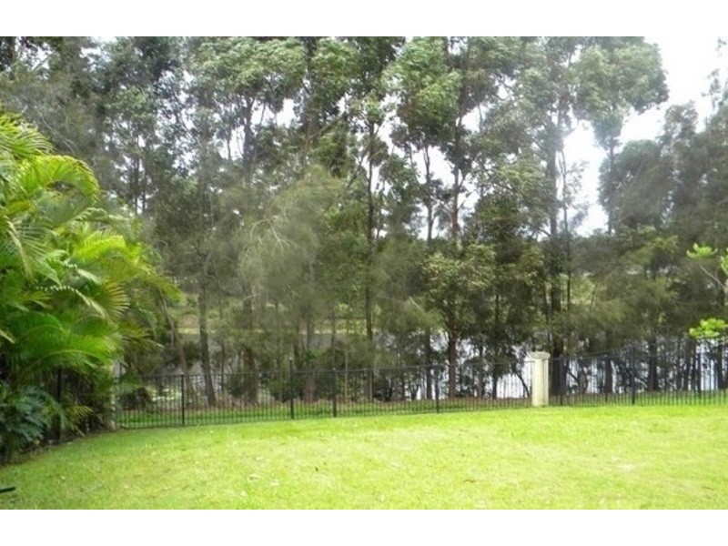 50 Woody Views Way, Robina QLD 4226