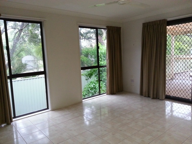26 Cambridge Court, Carrara QLD 4211
