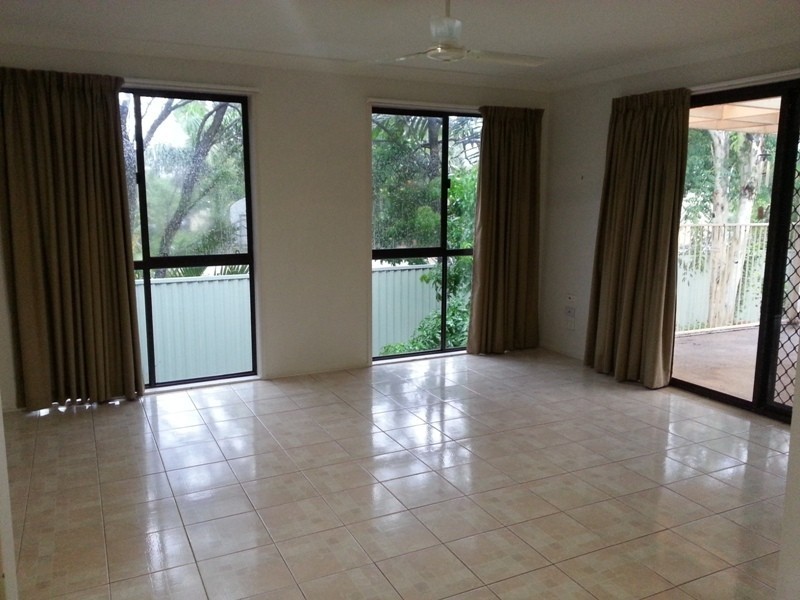 26 Cambridge Court, Carrara QLD 4211