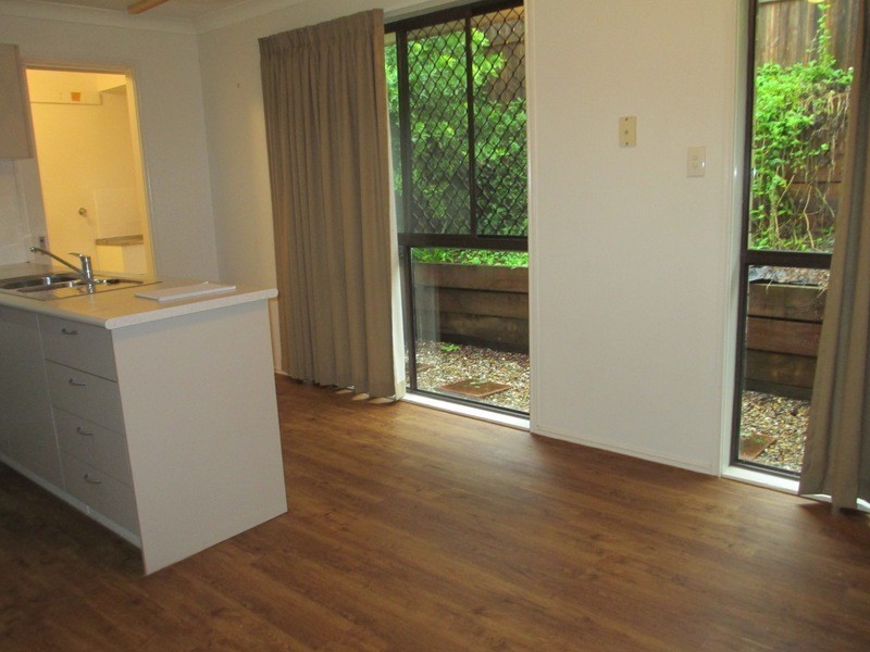 26 Cambridge Court, Carrara QLD 4211