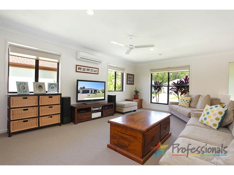 84 Harrier Drive, Burleigh Waters QLD 4220