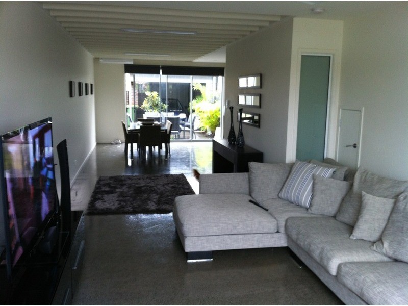 39 South Bay  Drive, Varsity Lakes QLD 4227