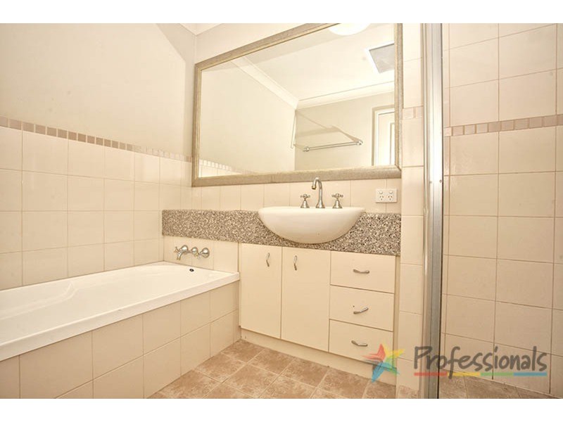 13/5 Assembly  Drive, Varsity Lakes QLD 4227