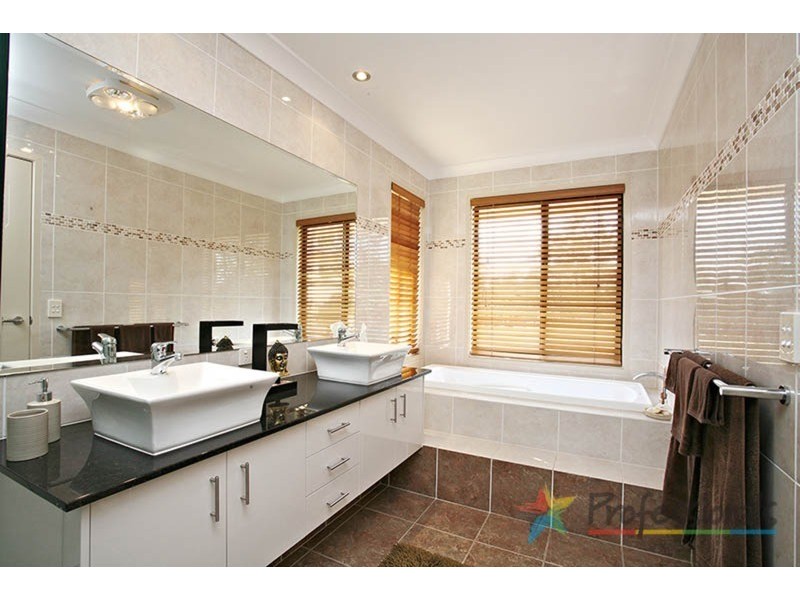 51 Coulter Road, Willow Vale QLD 4209