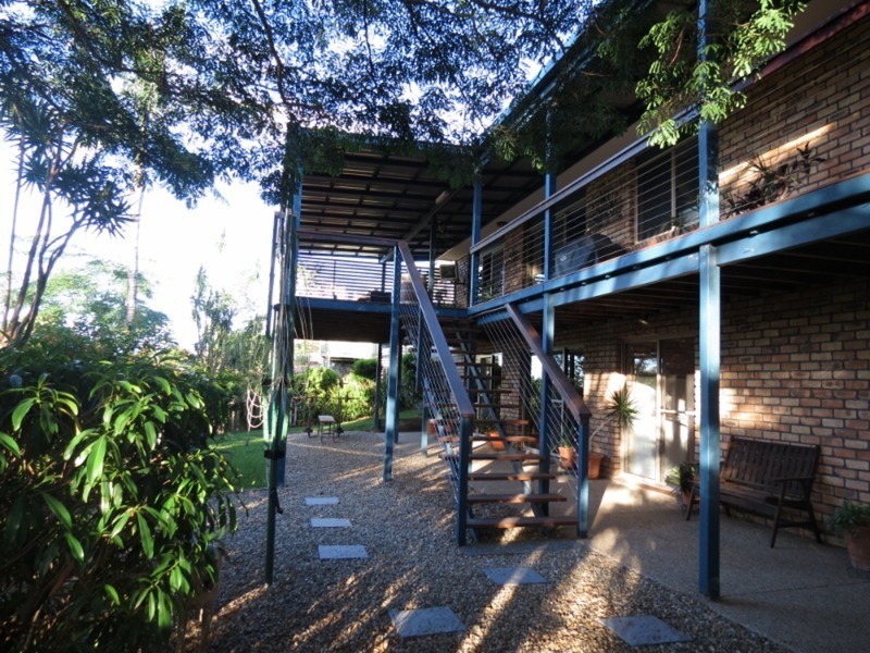 39 Kincaid Drive, Highland Park QLD 4211