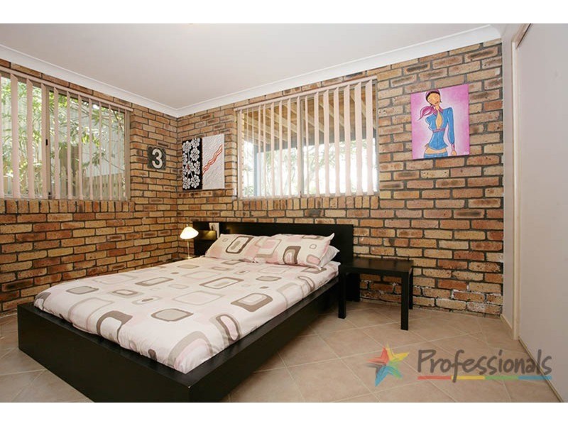 39 Kincaid Drive, Highland Park QLD 4211