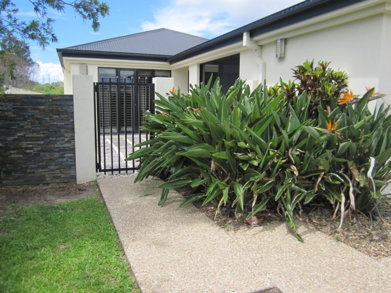 1/4 Heights Drive, Robina QLD 4226