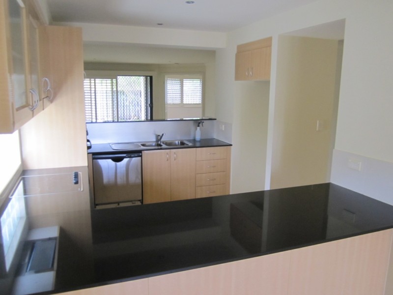 1/4 Heights Drive, Robina QLD 4226