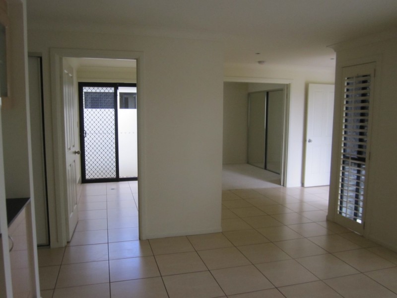 1/4 Heights Drive, Robina QLD 4226