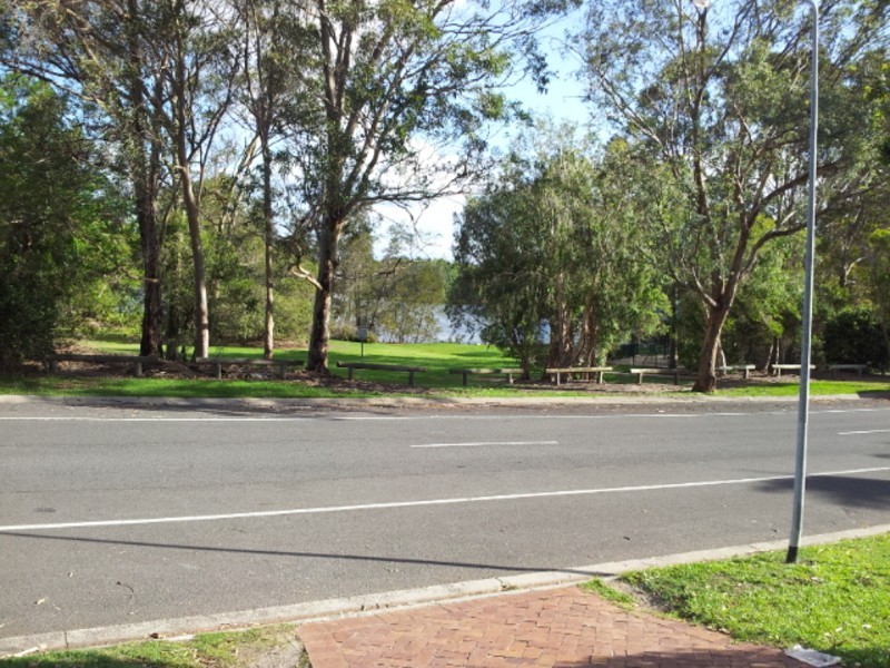 16 Beauty Point Drive, Robina QLD 4226