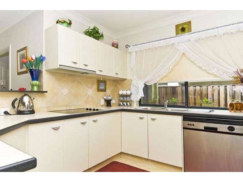 10 Nardoo Street, Robina QLD 4226