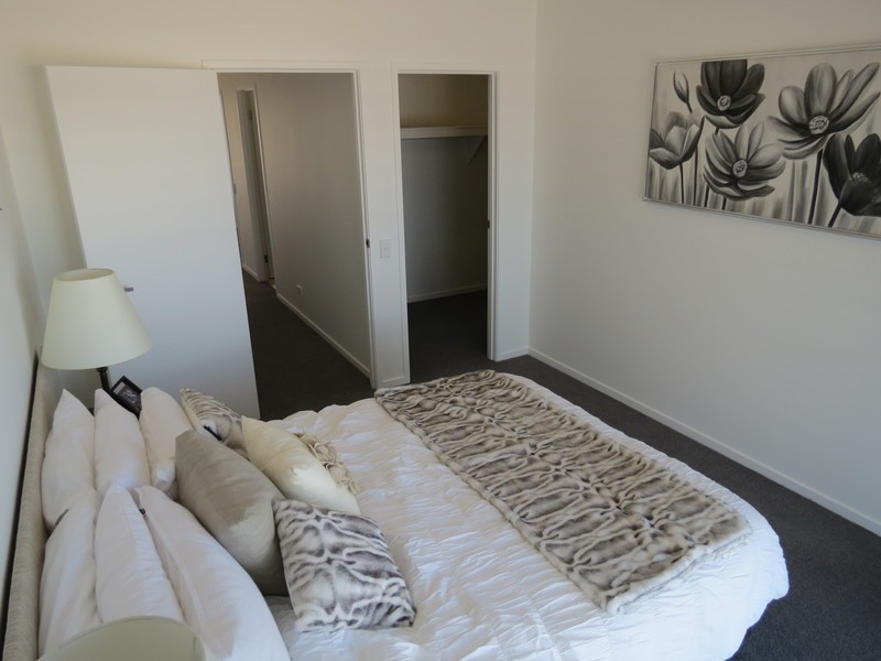 12 The Gardenway, Robina QLD 4226
