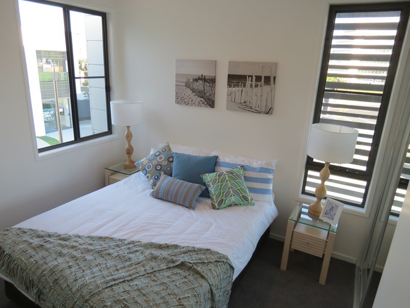 12 The Gardenway, Robina QLD 4226